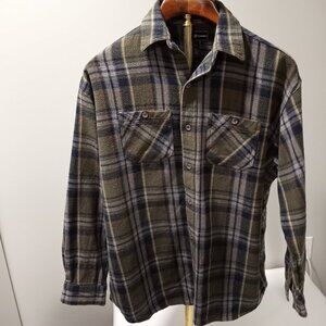 CASUAL COUNTRY PLAID GREEN/GREY FLANNEL LONG SLEEVE SHIRT MEN SIZE XL